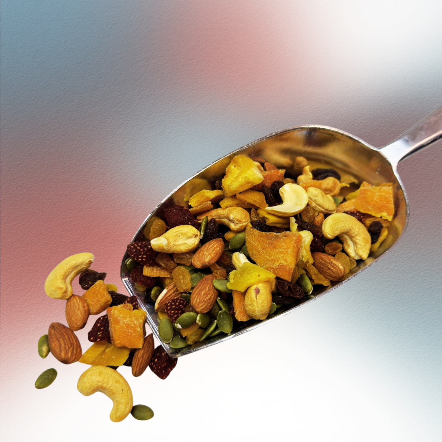 מערבבים פירות יבשים ואגוזים